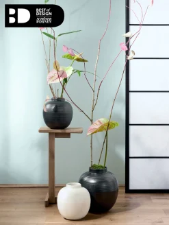 Hot ASA Selection vase, black